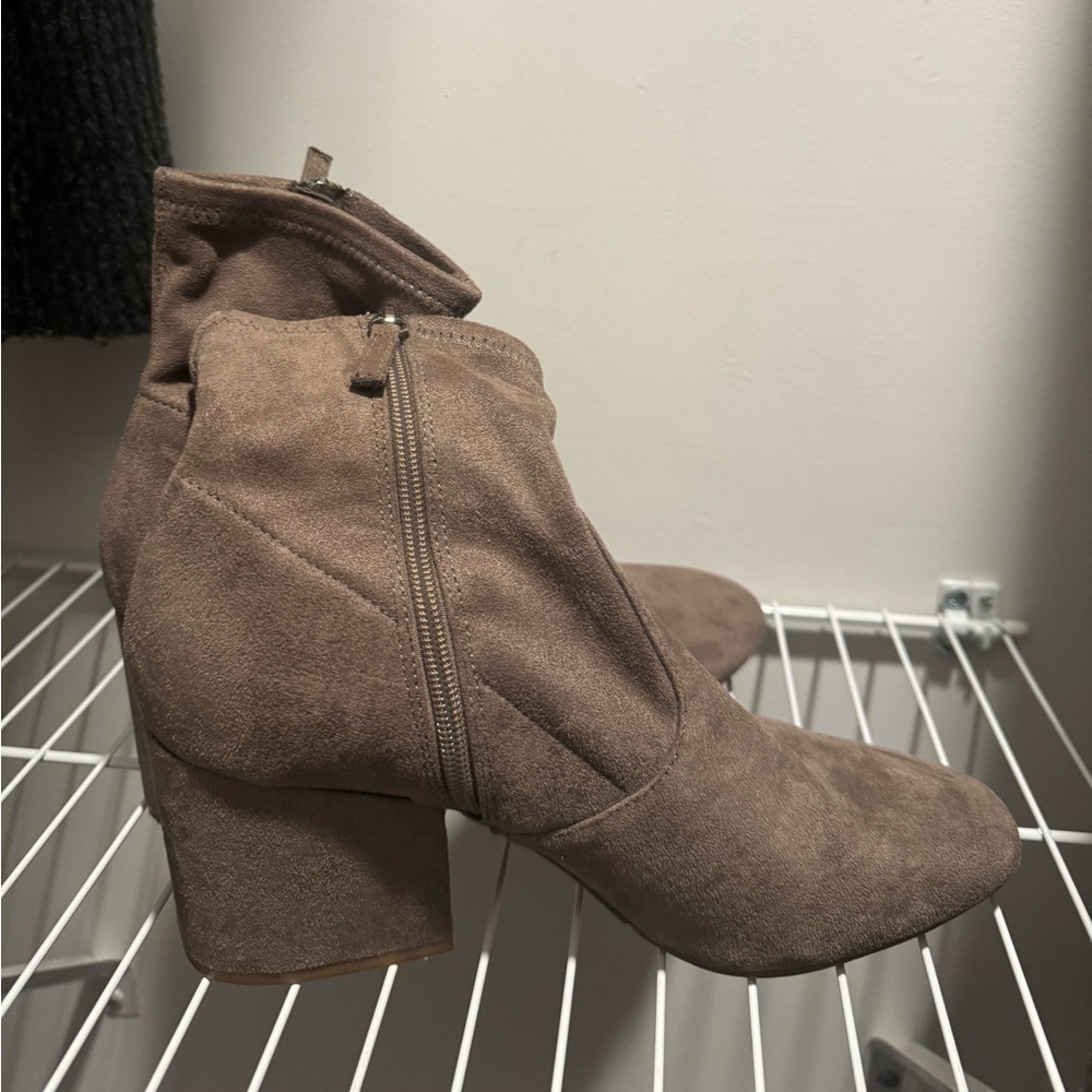 Steve Madden grey or dark beige booties